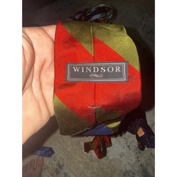 Huge 100+ Mens Designer Neck Tie Lot – Silk & Novelty Mix - Picture 16 of 16